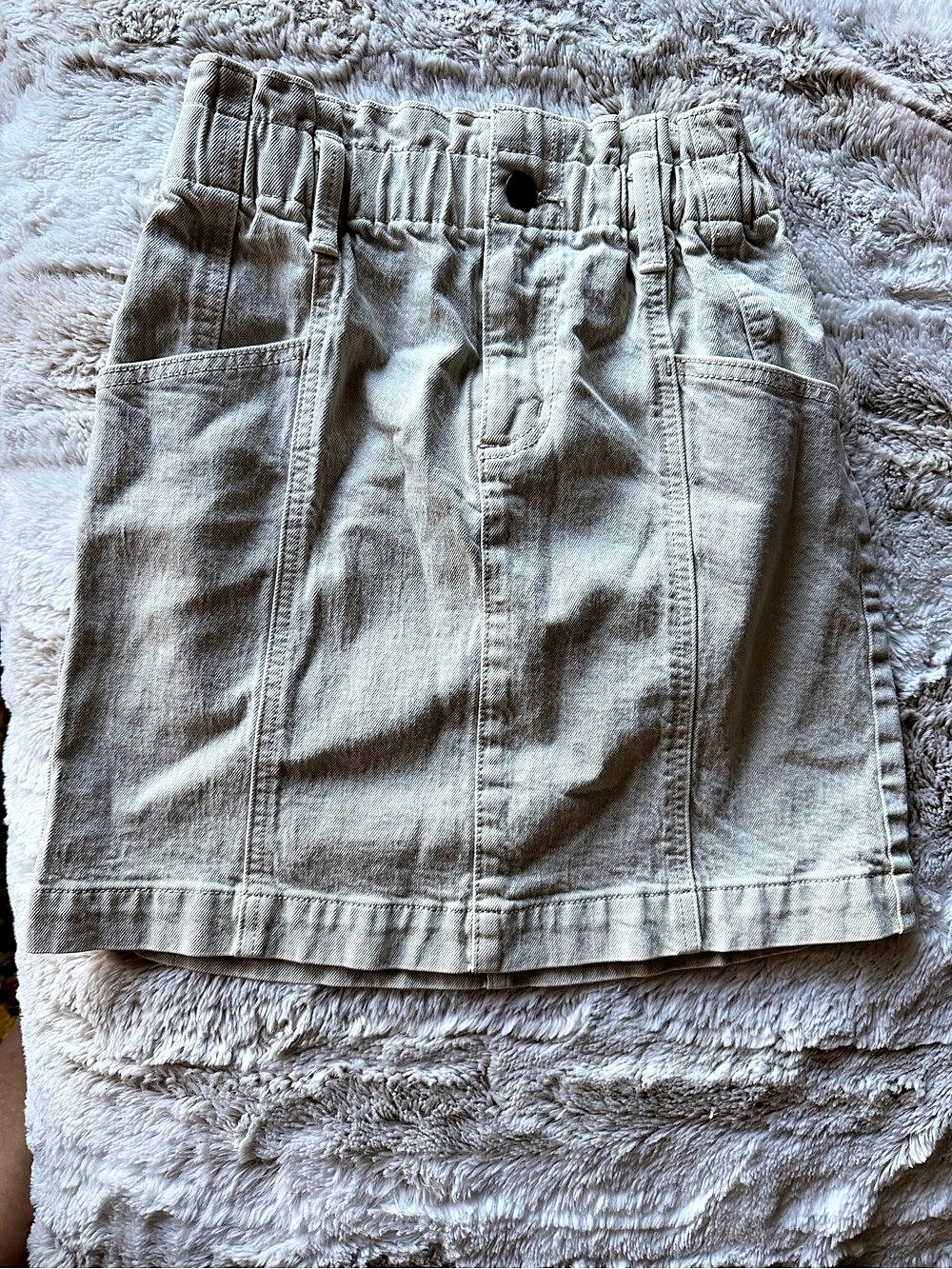 Universal Thread High Waist Jean Skirt in Beige Size 00